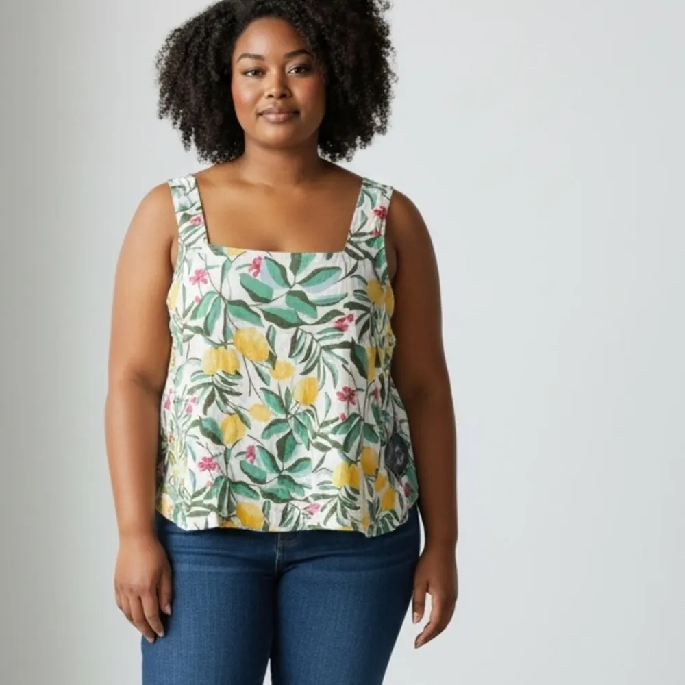 Ava & Viv Floral Sleeveless Lemon Floral  button down back plus size top 2X - Image 9