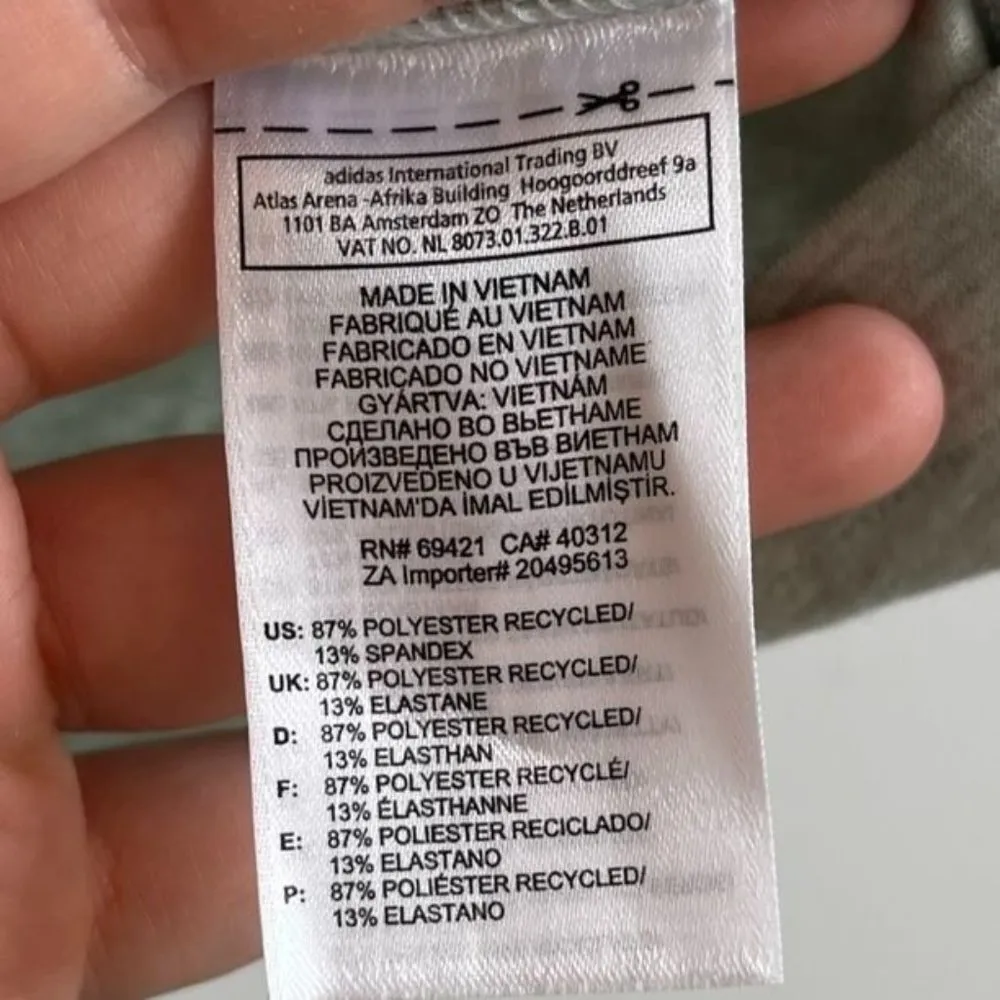 NEW Reebok Short Sleeve Shirt - Small - Image 4