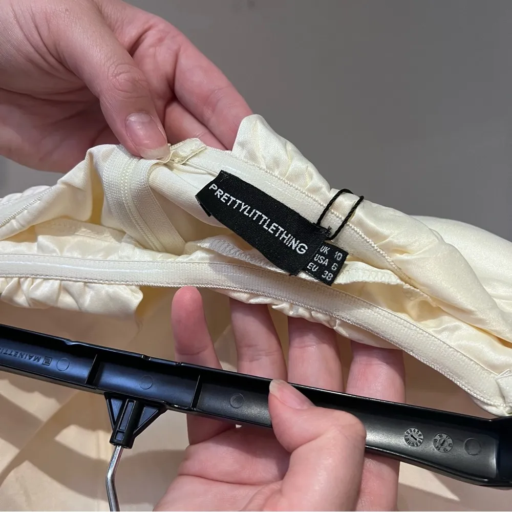 Pretty Little Thing Cream Corset Dress NWT - Image 5