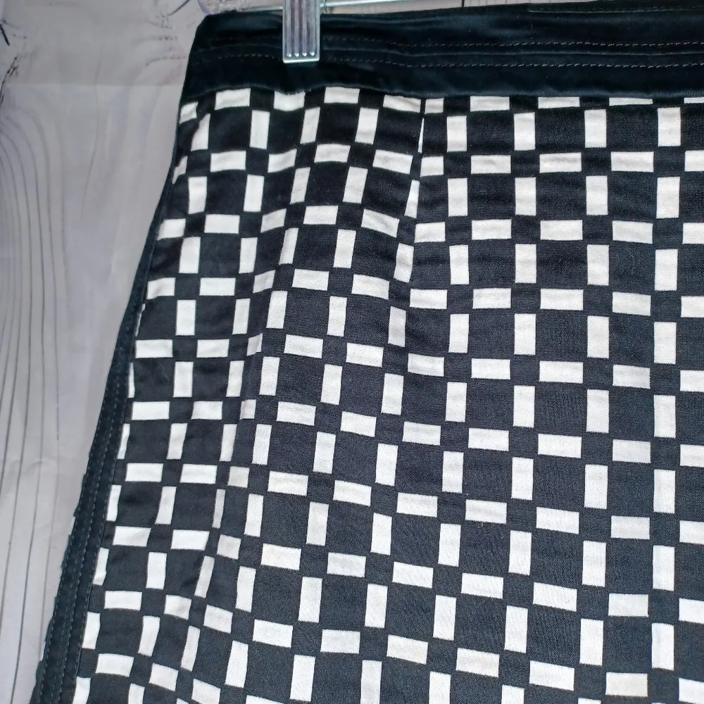 White House Black Market Checkered Black and White Skirt - Image 3