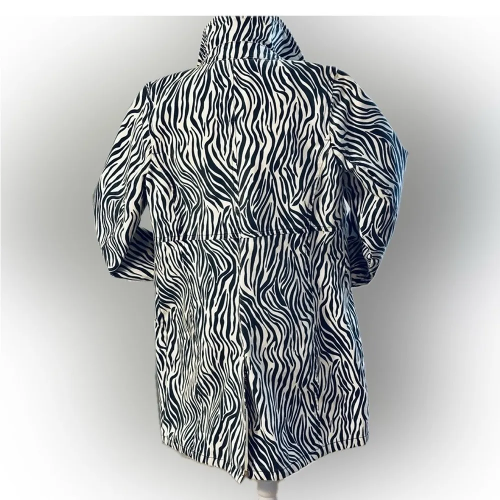 Vintage Old Navy  mid weight Canvas 
100% Cotton Trench  Coat zebra Funky 
 Sz L - Image 7