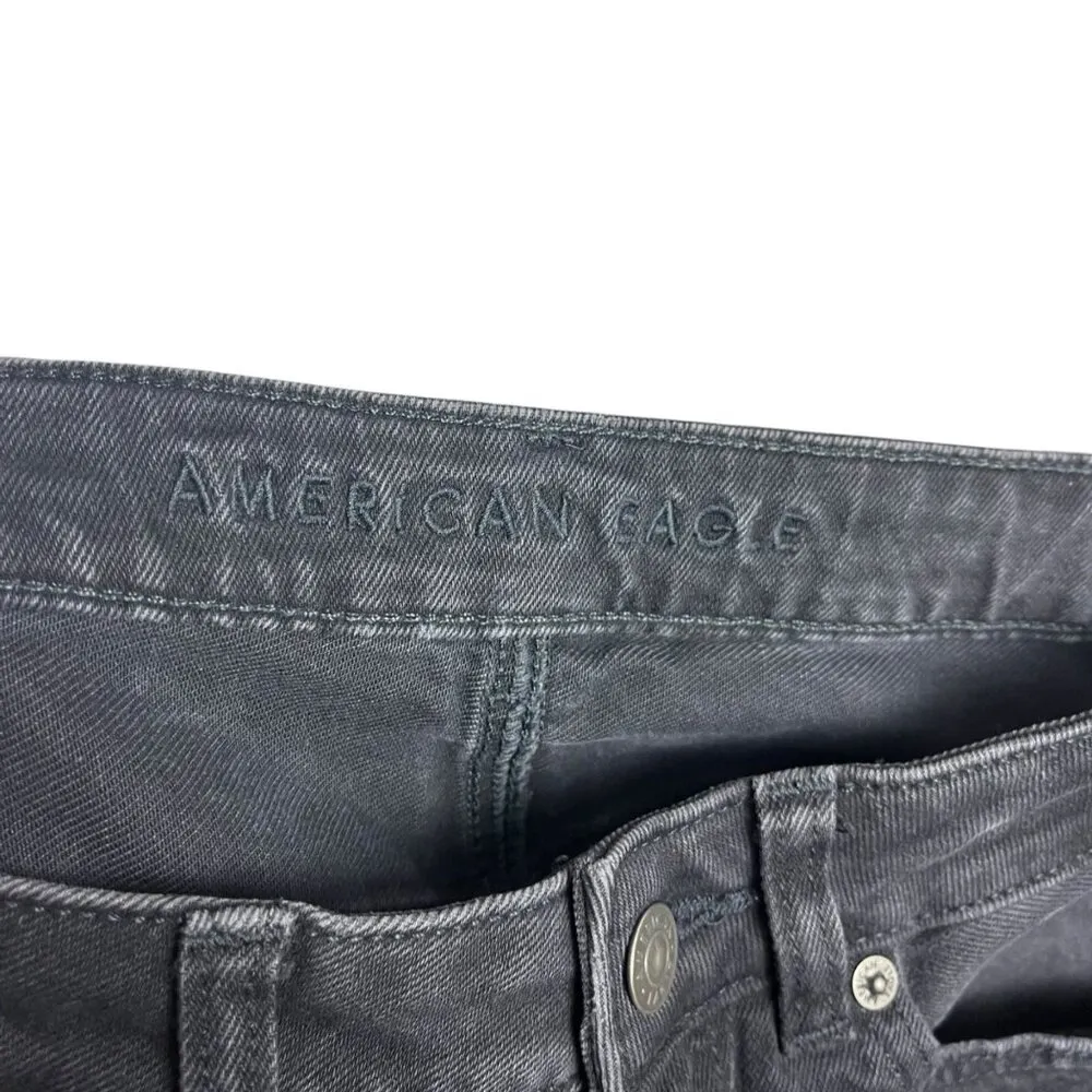 American Eagle Women's 6 Mom Jeans Black Distressed Casual Denim Jean - Image 7
