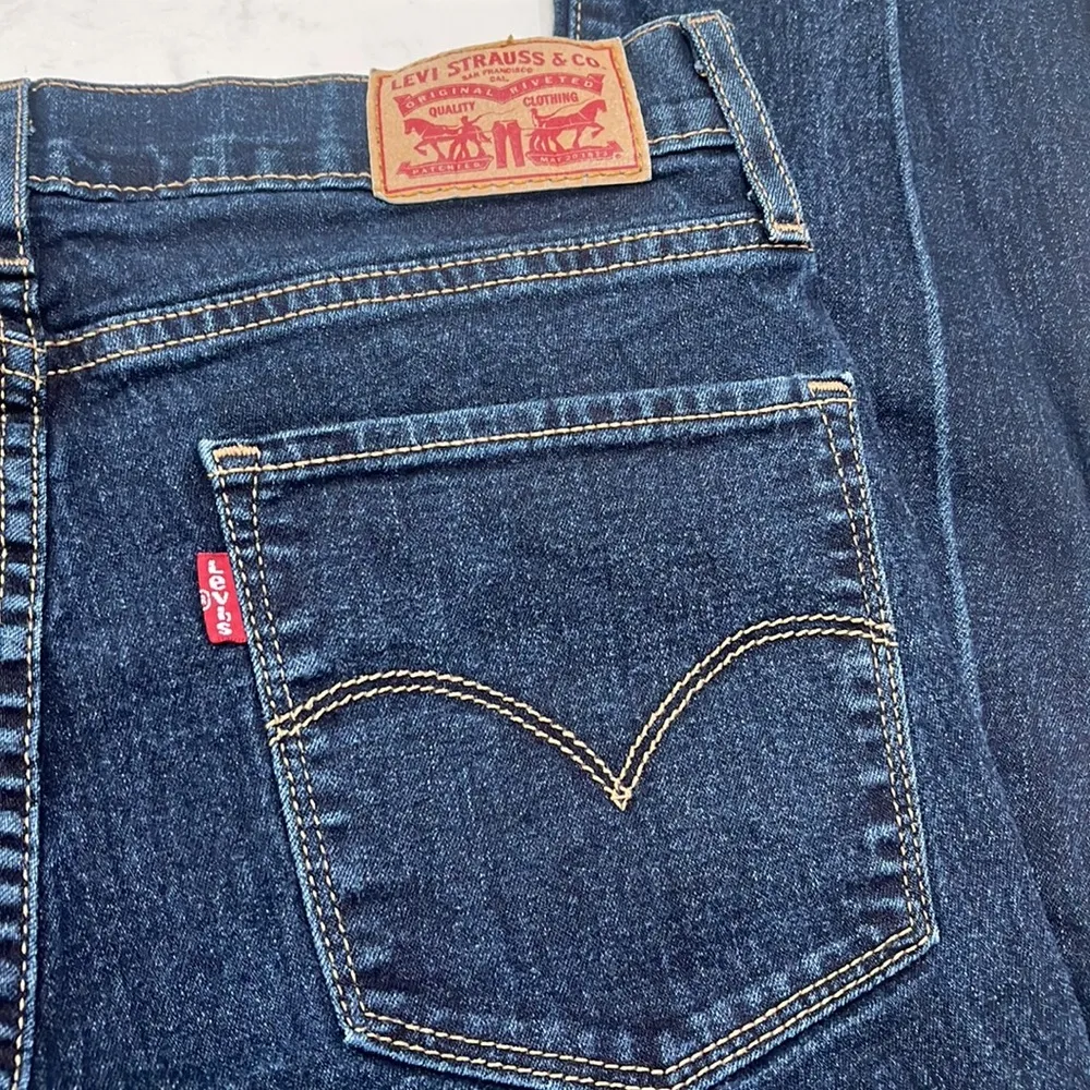 Straight leg Levi’s - Image 3