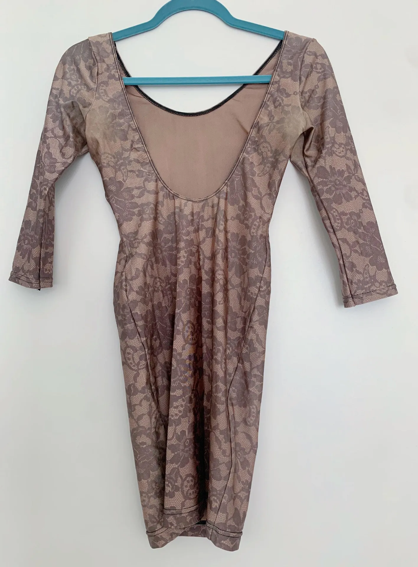 Bodycon Nude Floral Dress - Image 5