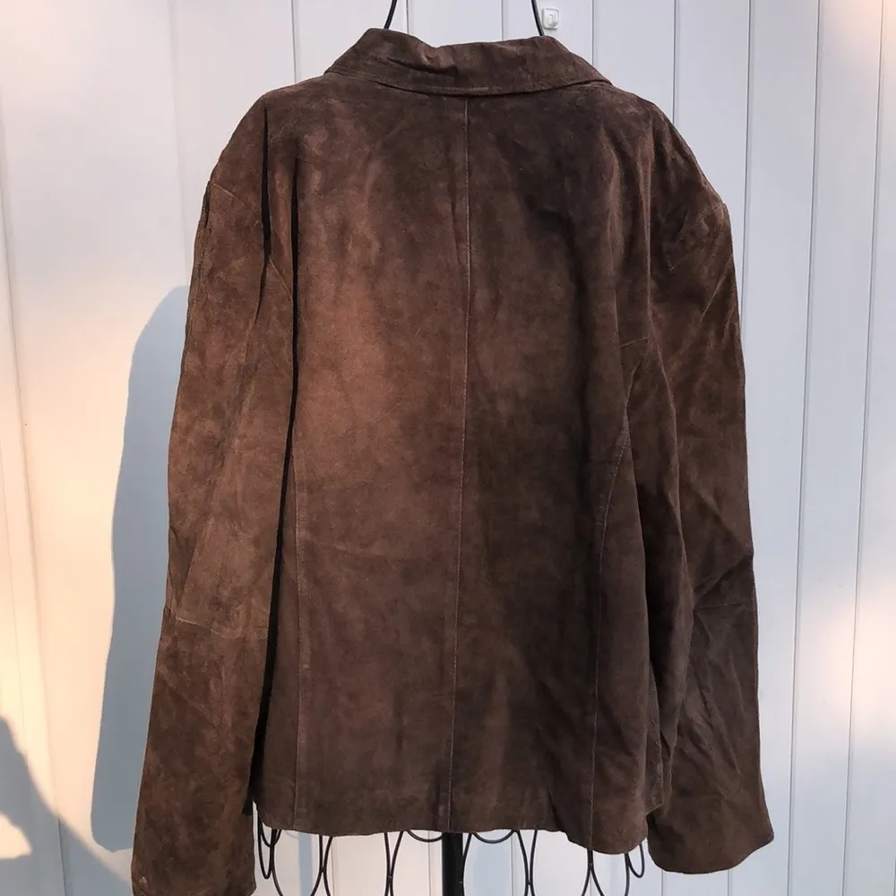 Brown leather jacket fall size large soft outside and interior vintage t…​ - Image 5