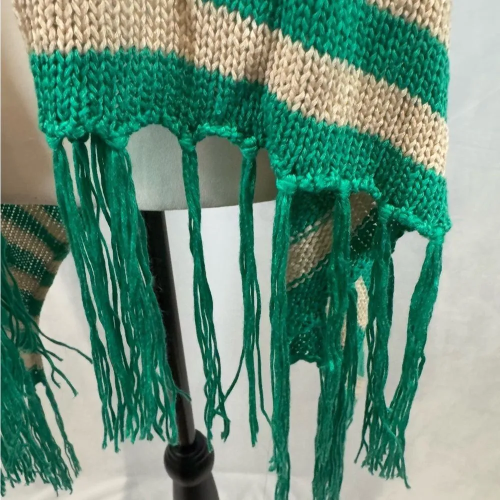 Kelly green and tan tassels cardigan sweater vest size s/m NWOT - Image 2