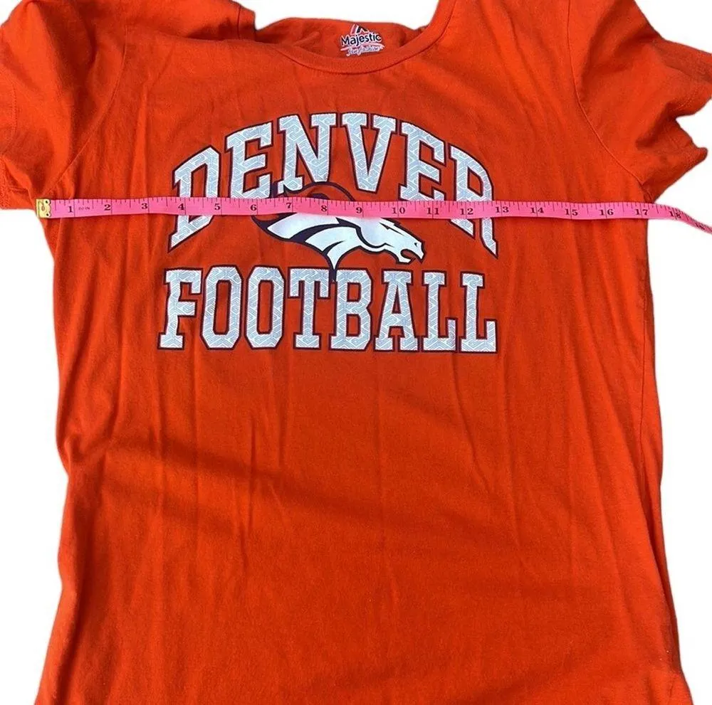 NFL Denver Broncos orange short sleeve t-shirt size large - Image 3
