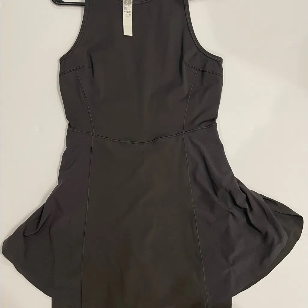Lululemon Nulux Running Dress 8"  Graphite Grey. Size 6 - Image 6