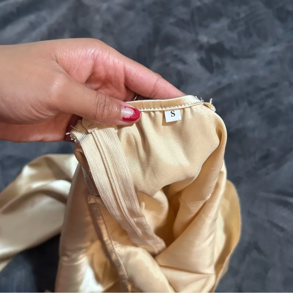 Gold satin dress Size XS - Image 5