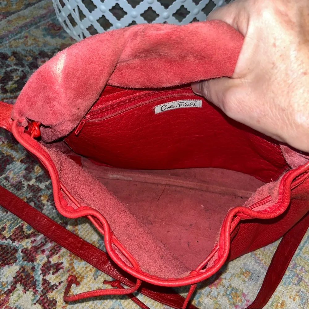 Gorgeous vintage leather Carlos falchi crossbody or shoulder bag Red - Image 4