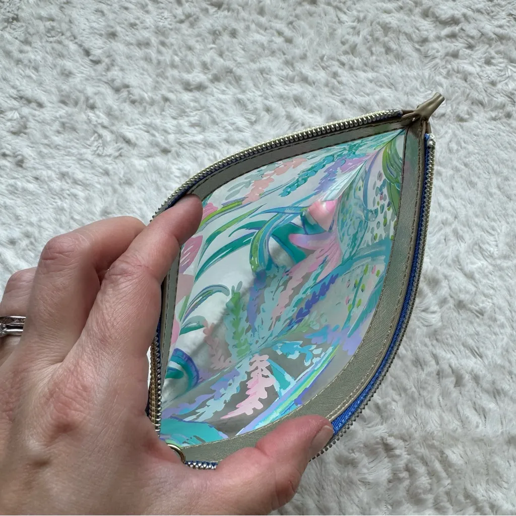 Lilly Pulitzer Sweet Escape Clear Vinyl GWP Pouch Zip Travel Cosmetic Case Beach - Image 9