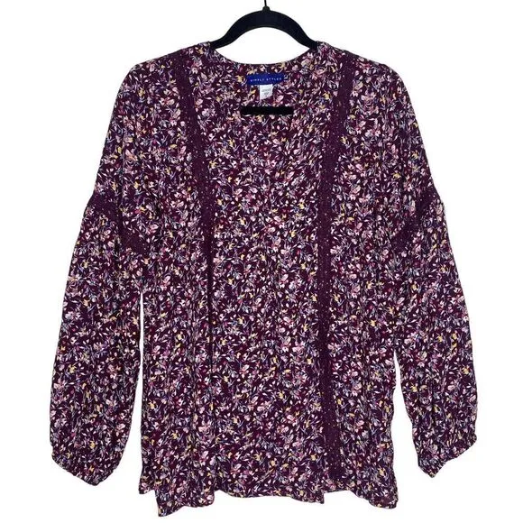 Simply Styled Long Sleeve Floral V-Neck Crochet Lace Peasant Blouse Medium Top - Image 1