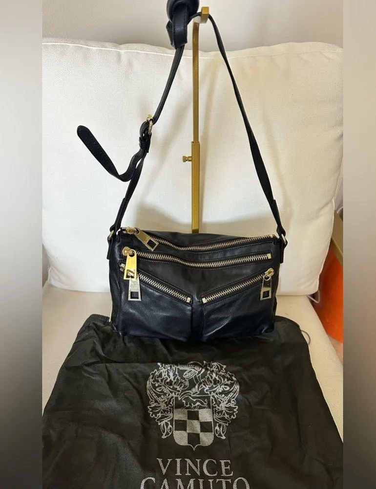 VINCE CAMUTO CROSS BODY BAG BLACK WITH ADJUSTABLE STRAP, GOLD HARDWARE DUST BAG - Image 2