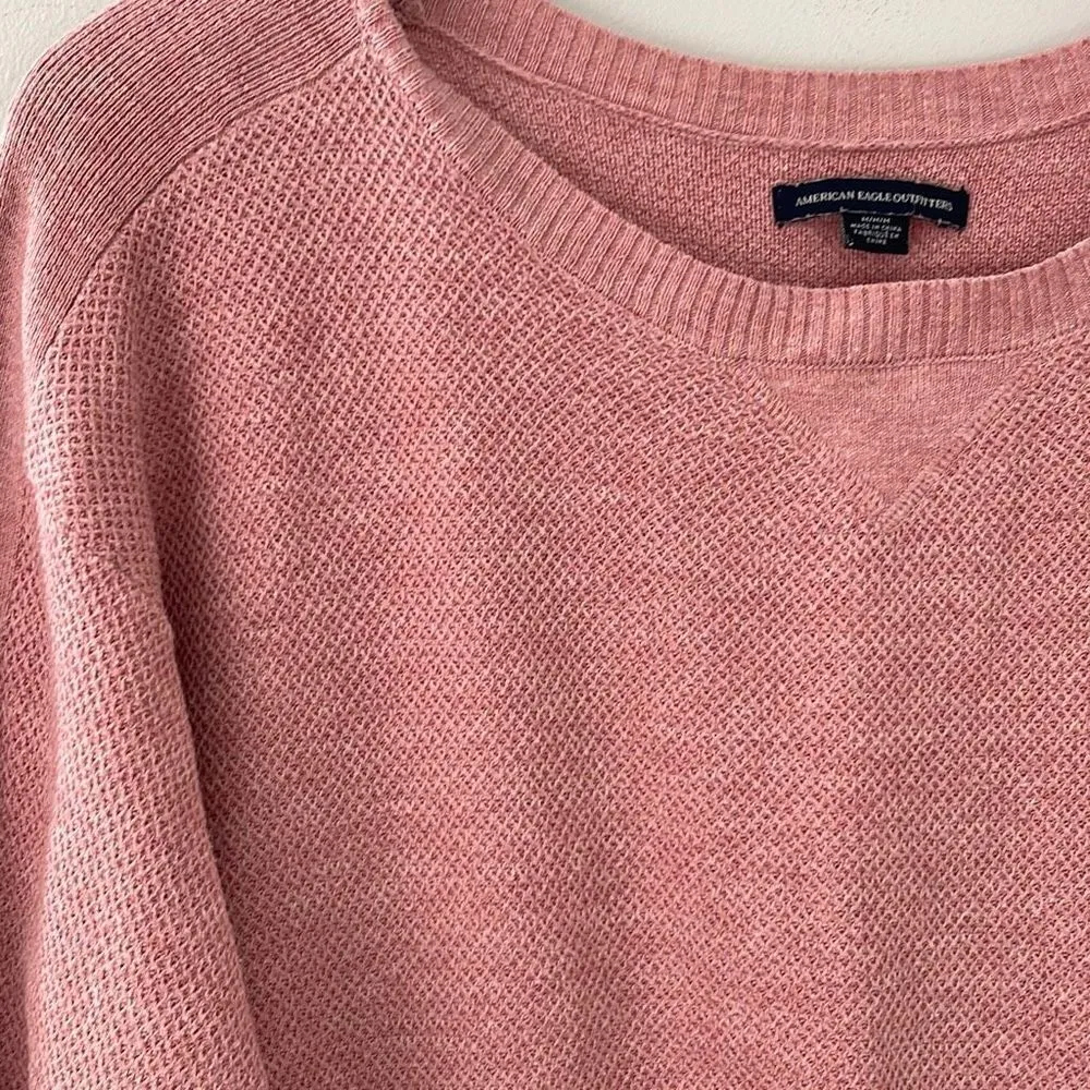 American Eagle Outfitters Women's Pullover Sweater Crewneck Pink Size Medium - Image 3