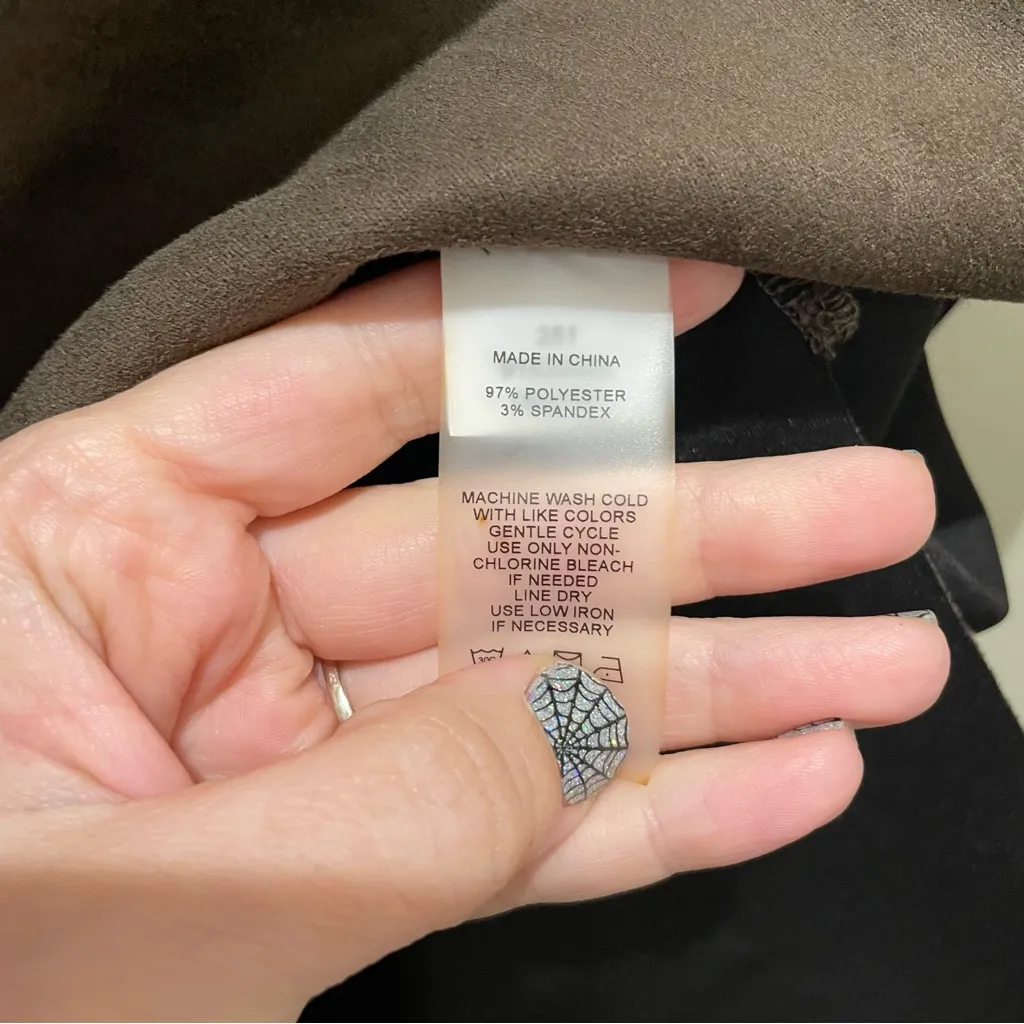 Vince Camuto Mock Neck Sleeveless Faux Suede Top Rich Chocolate Brown Small - Image 10