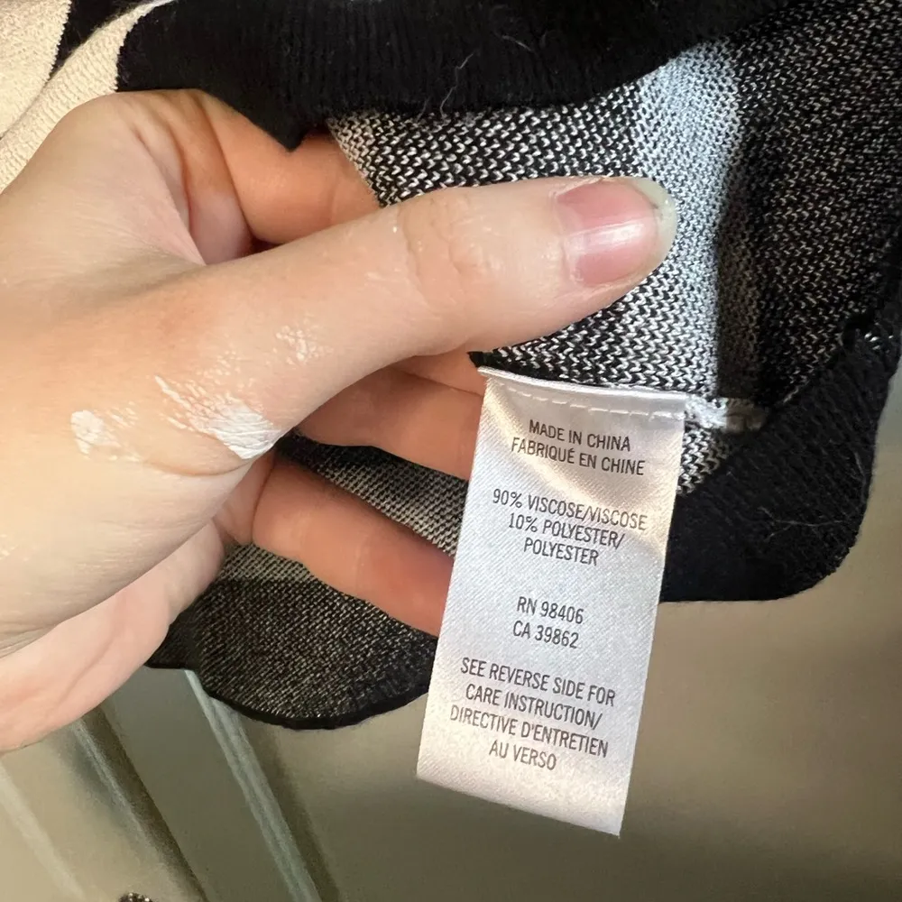 Theory  Striped Short Sleeve Sweater - Image 5