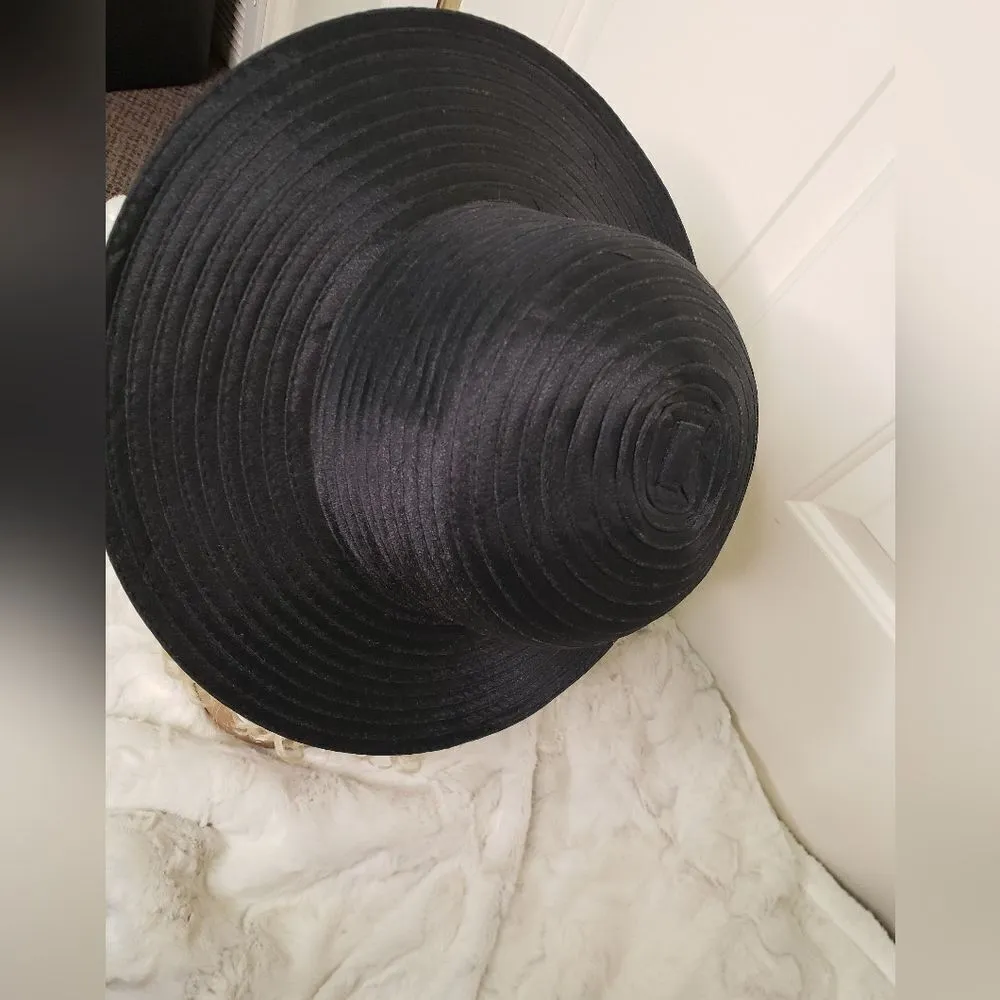 Something Special LA Hat Black - Image 7