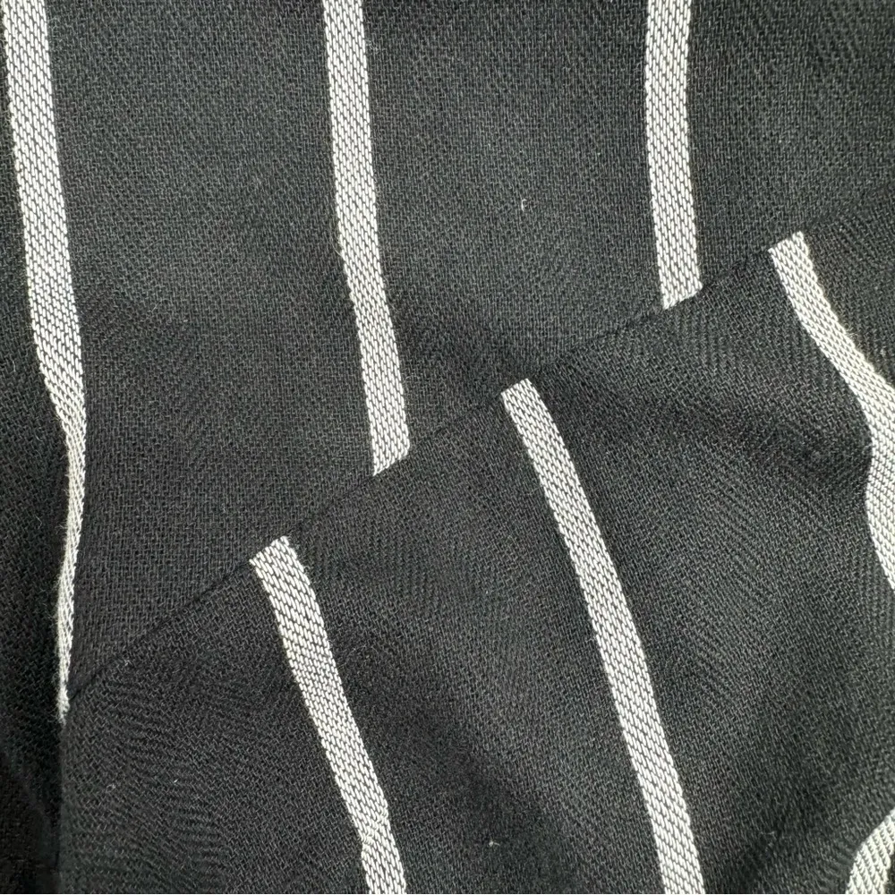 She + Sky Black and Gray Striped Crop Top Y2K Pieced Off Shoulder Puff Sleeves - Image 6