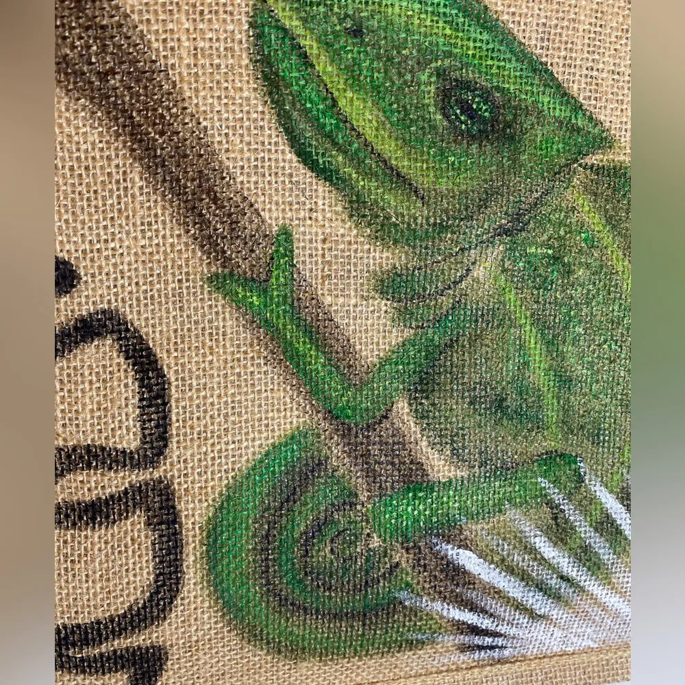 Painted Chameleon Burlap Tote Bag NEW Tan - Image 4