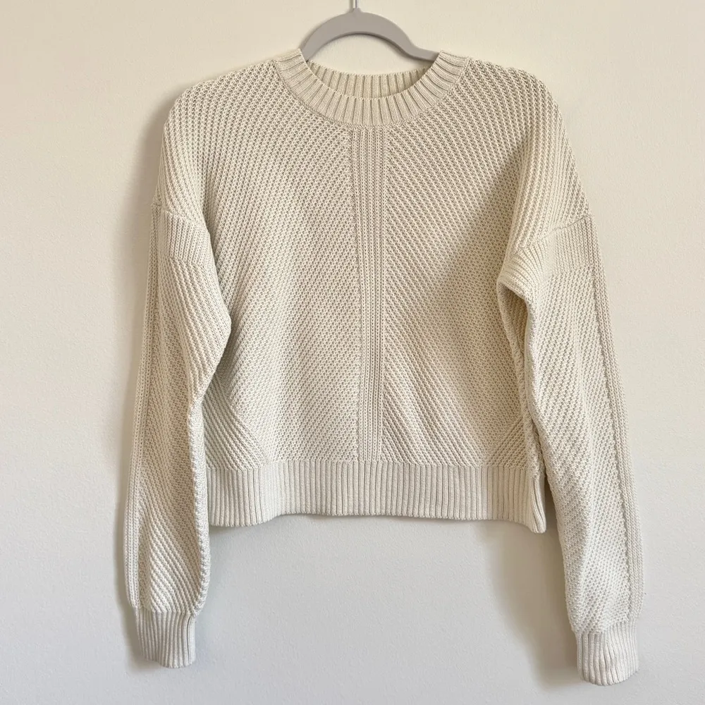 NEW Lululemon New Heights Sweater Size 6 Cotton Antique White Cable Knit Crop - Image 4