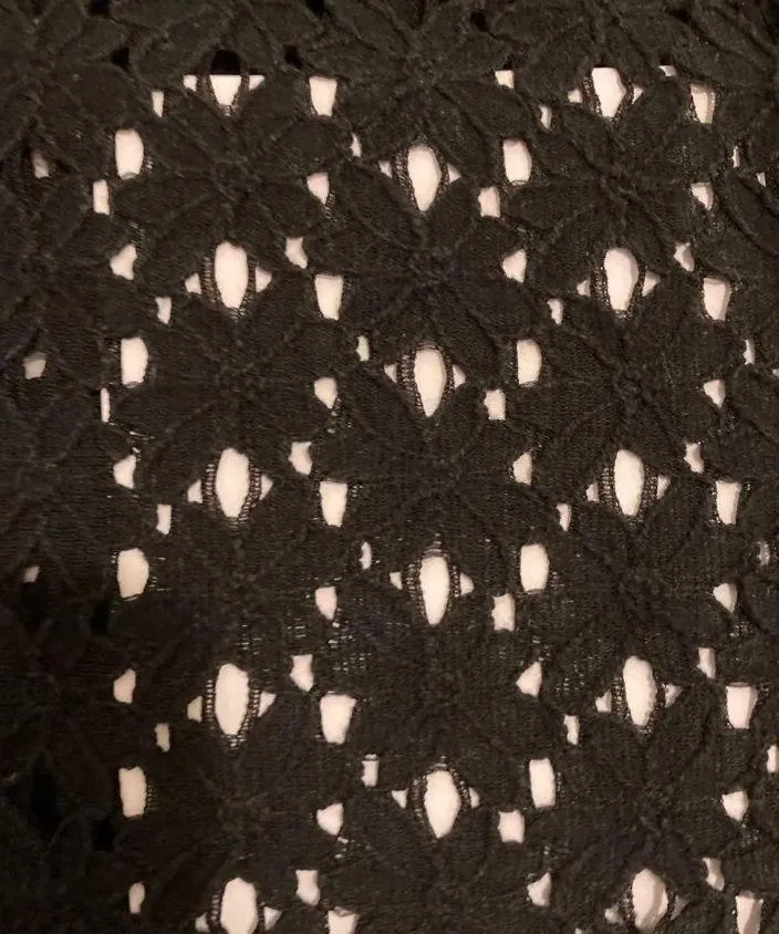 Black Crochet Crop Top - Image 4