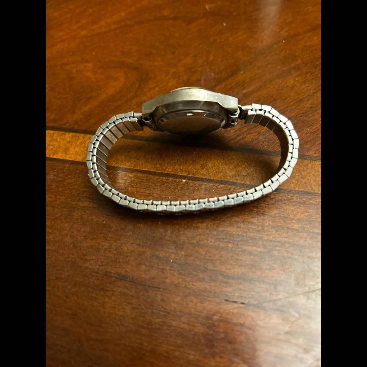 Vintage Ladies CORNAVIN 17 Jewels Blue Faced Watch REPAIR or PARTS Silver - Image 3