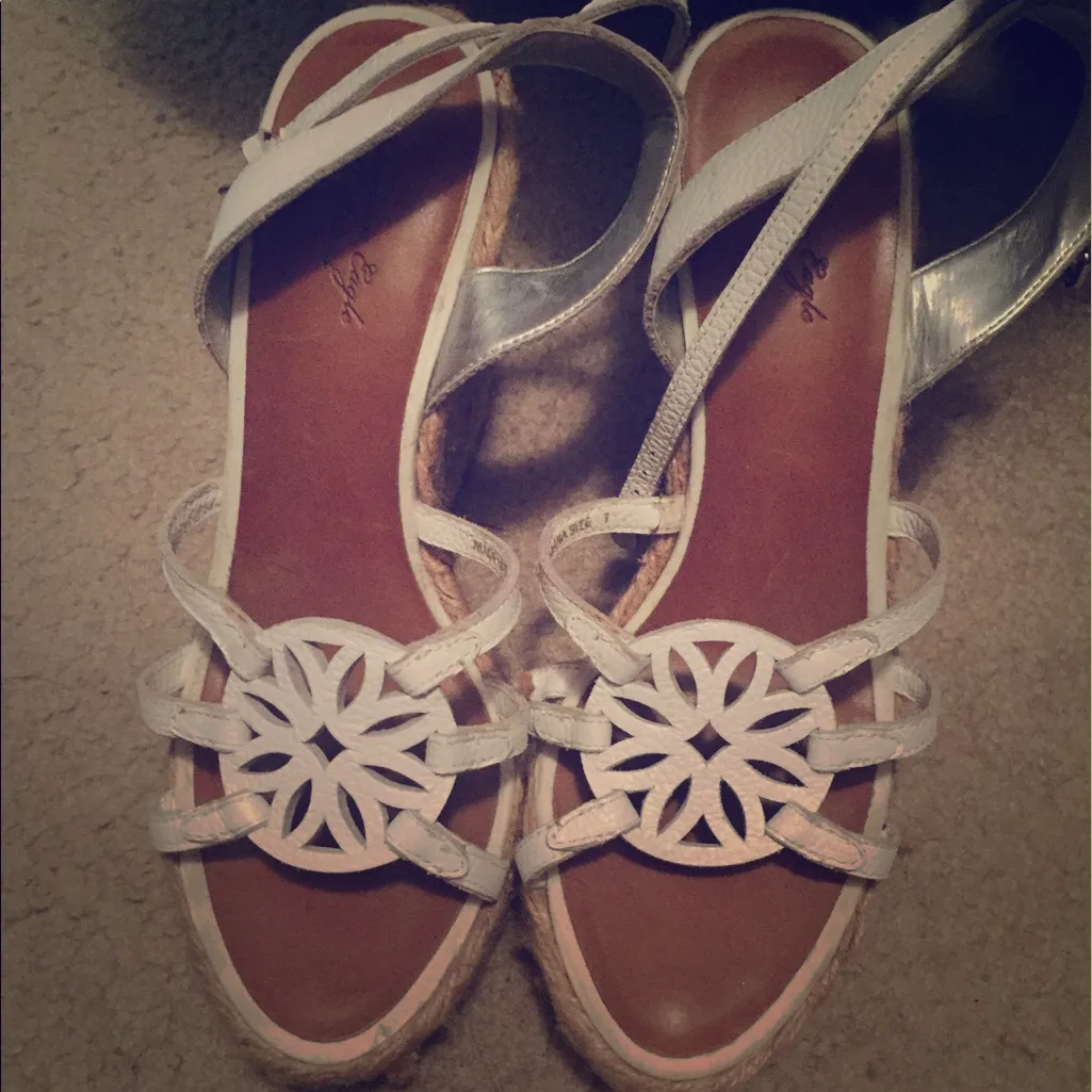 American Eagle  wedges - Image 2