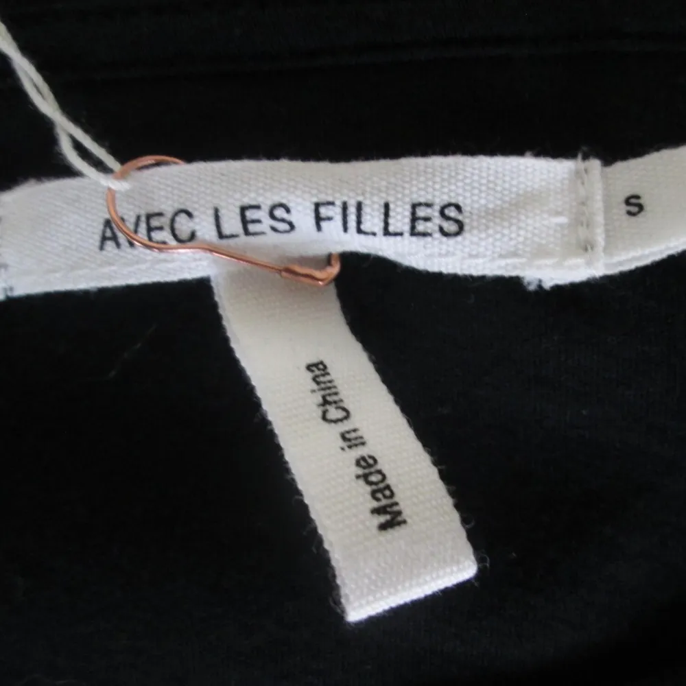 Avec Les Filles Black T-shirt - Size Small - NWT - Image 2
