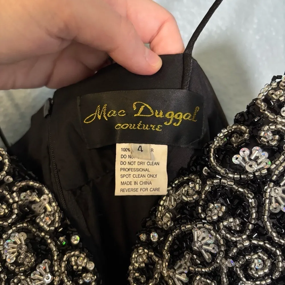 Mac Duggal Black Beaded V Neck Chiffon‎ Rose Hem Mini Formal Dress Size 4 Party - Image 3