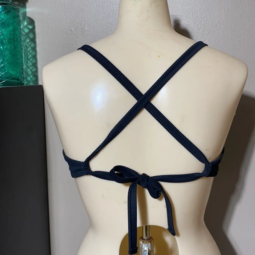 Roxy’s swimsuit top​​​​ - Image 4