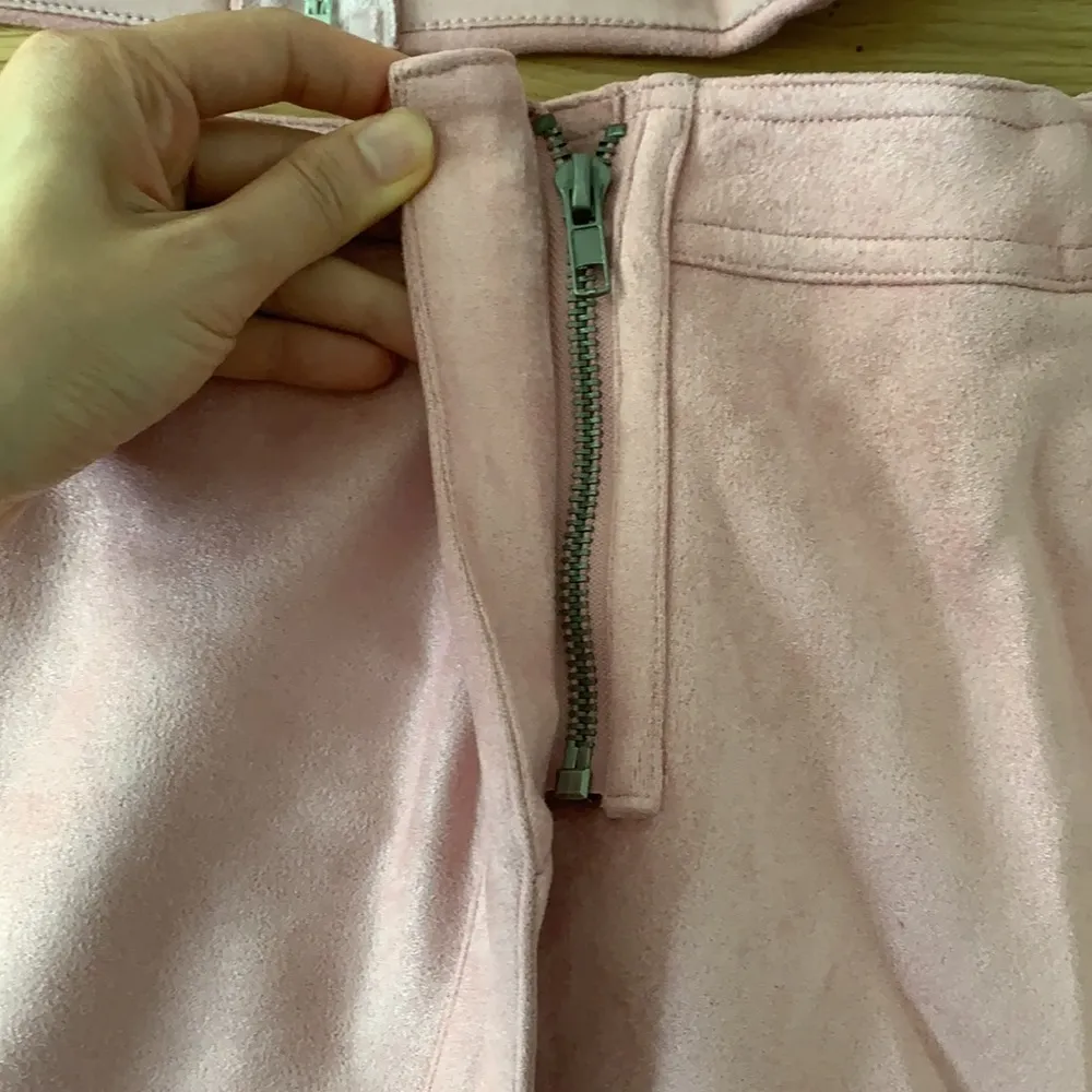 NWT Seek the label LF pink blush faux suede stretch choker top and wrap skirt - Image 5