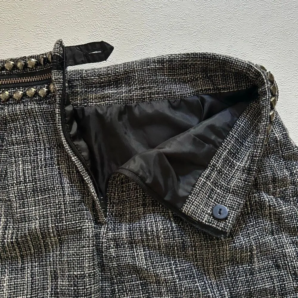 H&M Tweed Mini Skirt Women’s Size 6 | Black White Studded Zipper Waist - Image 6