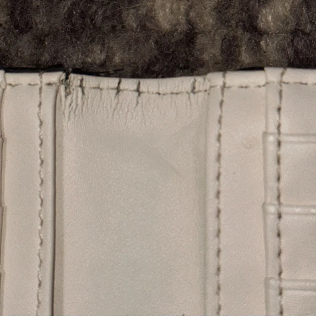 Kate Spade Aquamarine Tiffany Blue Pebbled Leather Folding Snap Closure Wallet - Image 9