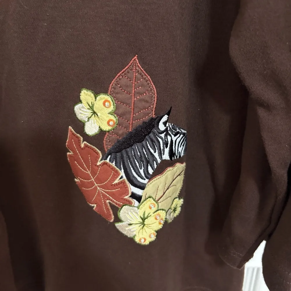 VINTAGE Breckenridge Brown Cardigan With Zebras and Giraffes - Image 4