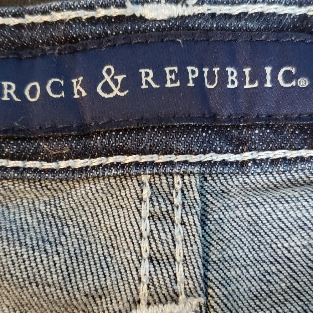 Rock & Republic Jean Shorts Womens Size 8 - Image 3