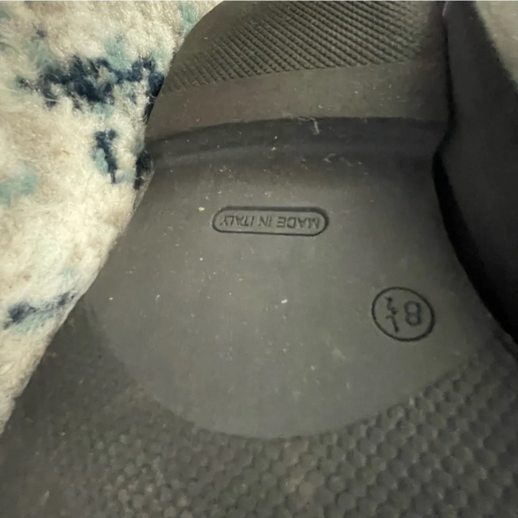 Coach and Four Boots Black Size 8.5 - Image 4