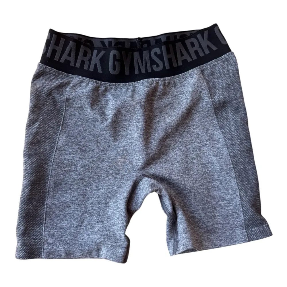 Gymshark Seamless Heather Grey Shorts Size Small - Image 2