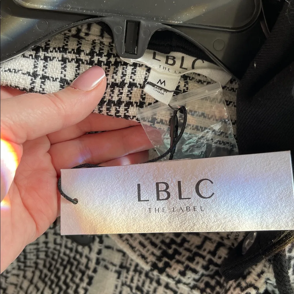 NWT! LBLC the Label Top Textured Shacket size M Black Size M - Image 7