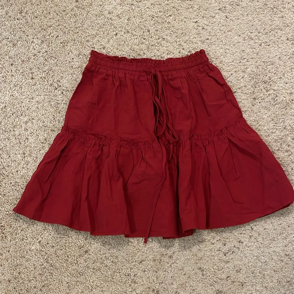 Red flowy skirt size small NWOT #61 - Image 2