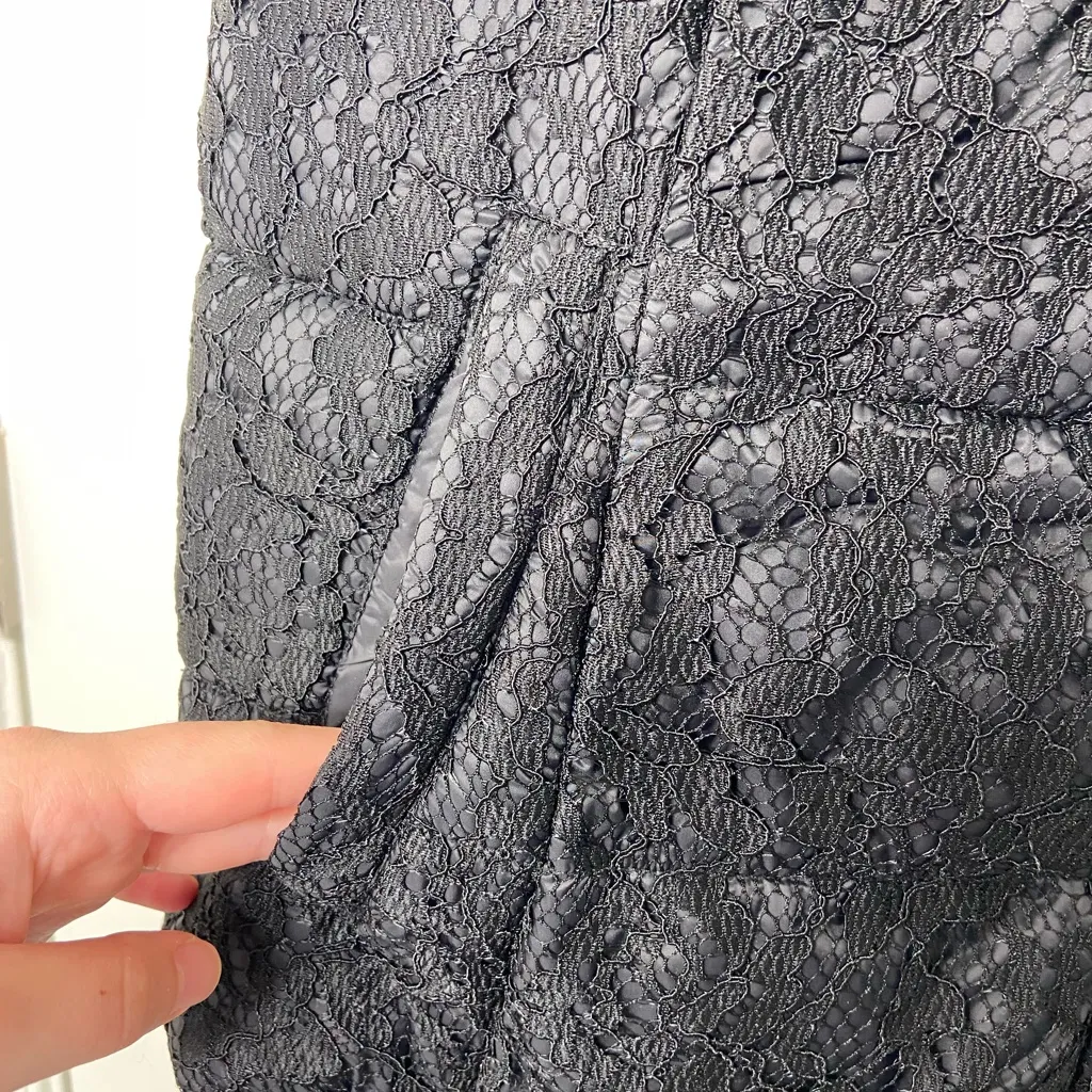 Roz & Ali women’s solid black embroidered puffer zip button‎ winter vest large - Image 2