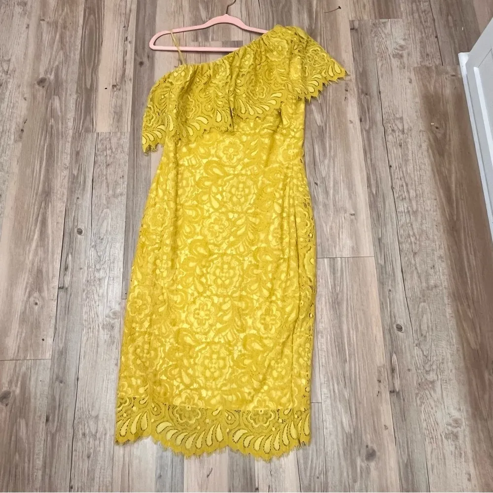 Jax Black Label yellow lace one shoulder dress size 8 designer - Image 4