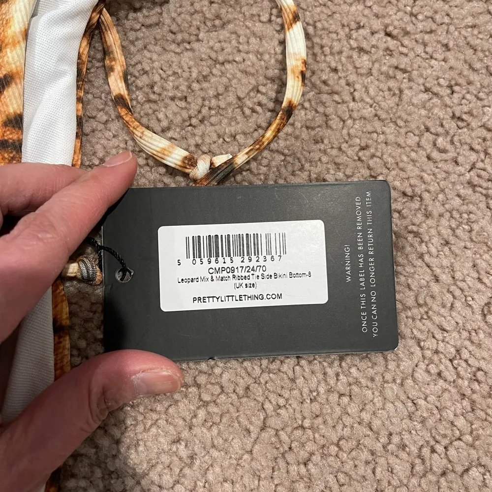 PRETTY LITTLE THING leopard ribbed tie side bikini bottom - Image 5