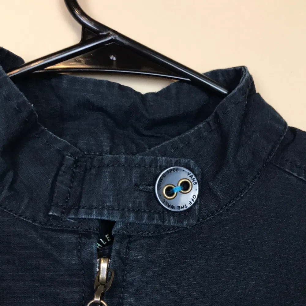 Vans Women’s Casual Skater Streetwear Black Utility Zip-Up Jacket - Image 3