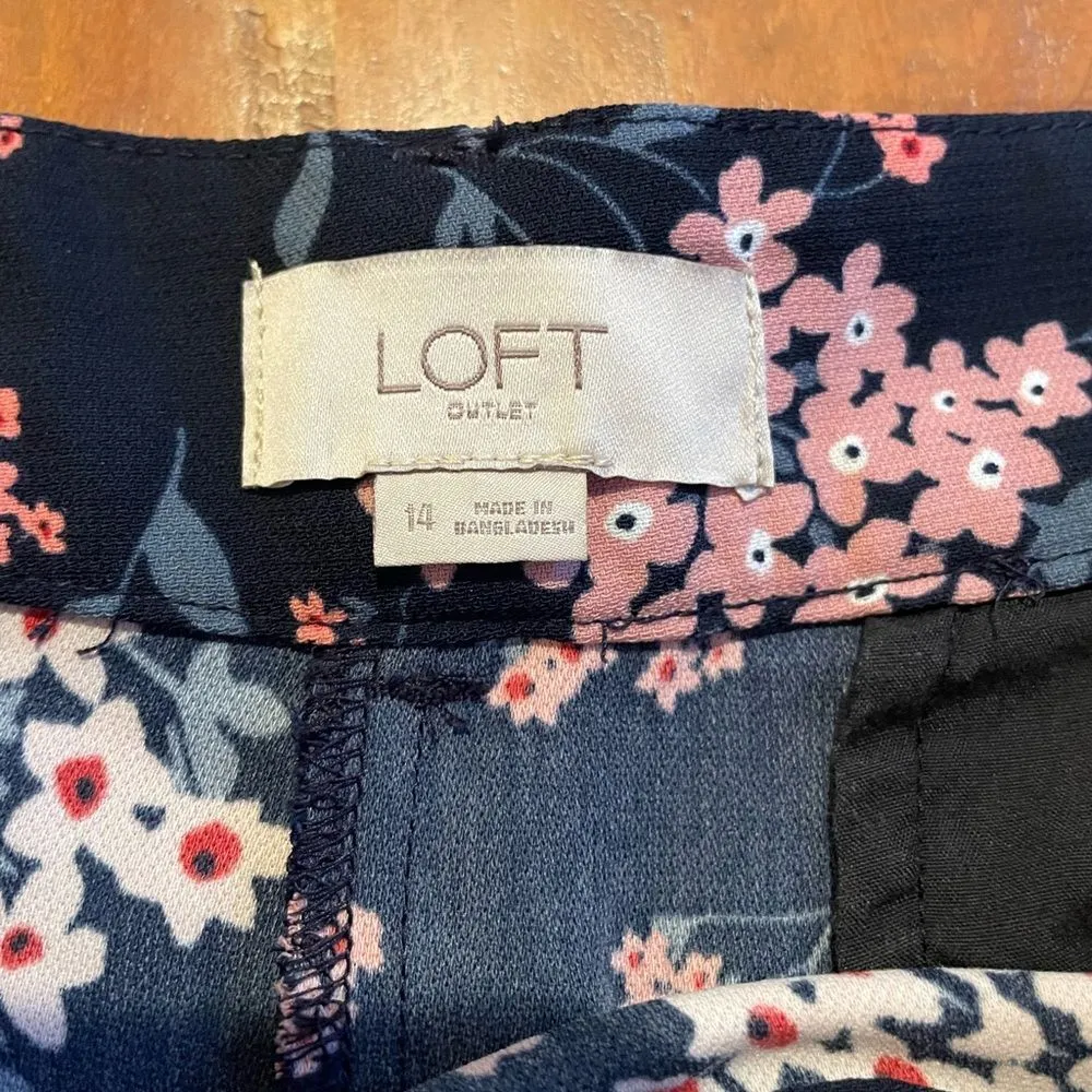 Loft Outlet Size 14 Wide Leg Crop Floral Print Dress Pant Navy Blue Lightweight - Image 4