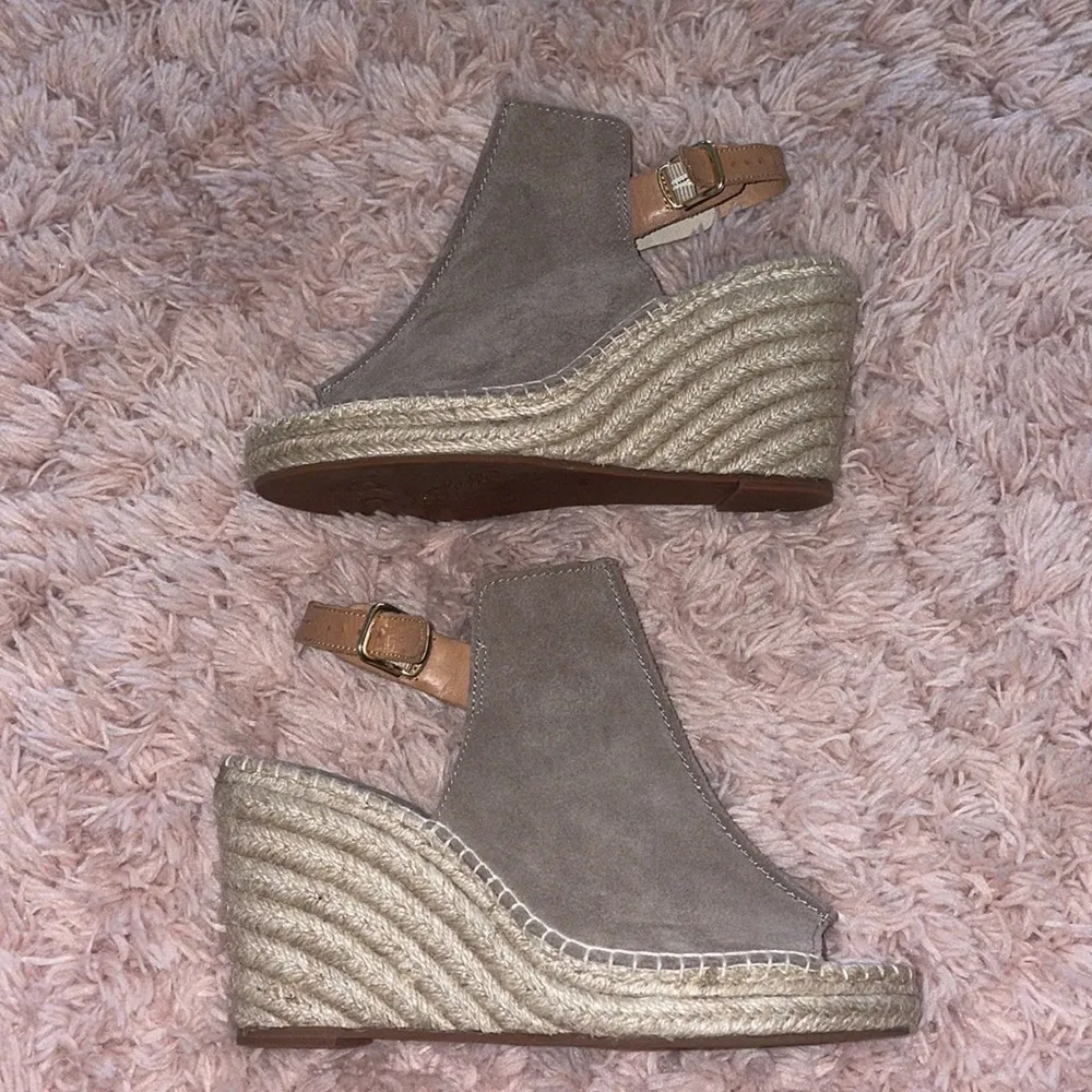 Seychelles Taupe Suede Espadrilles Wedge Sandals - Image 4