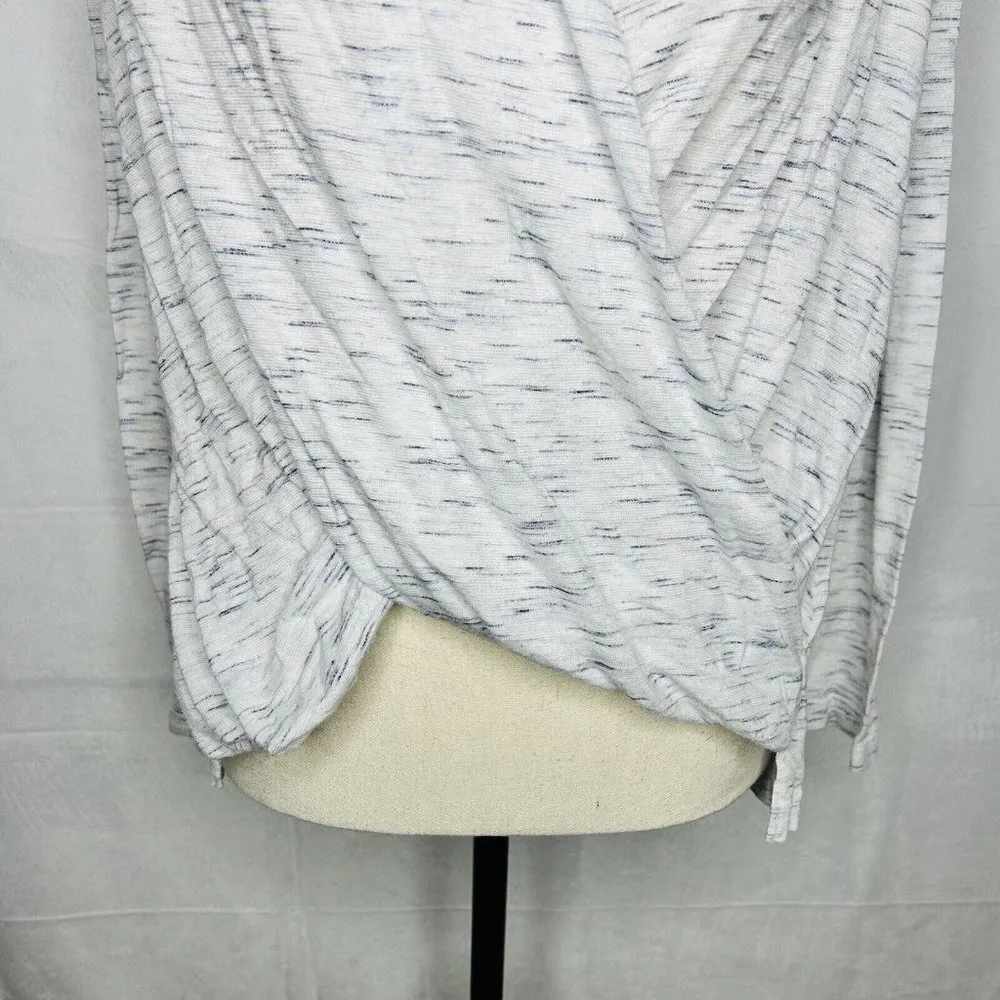Anthropologie Akemi Kin V-Neck Long-Sleeve White Surplice Wrap Knit Top Sz S - Image 3