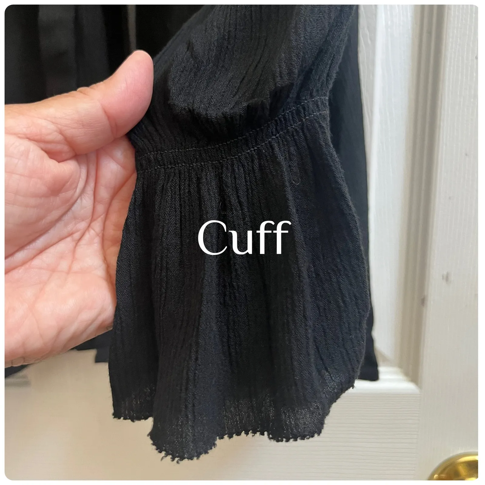 Patrizia Luca Black Flowy Poet Sleeves Hidden Button Up Blouse Size Small - Image 8