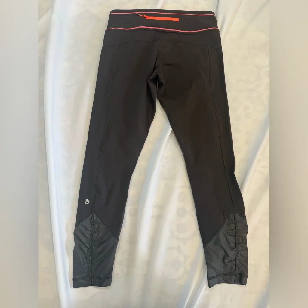 174 lululemon athletica Gray and Pink Leggings Pace Queen Tight Soot 6 - Image 4