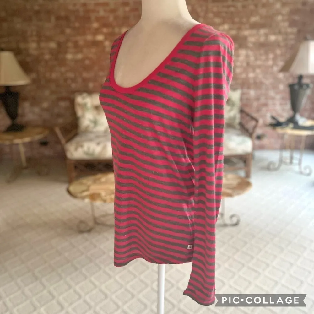 NWT Juicy Couture Top Pink Gray Stripe Sparkle Tee Shirt M Casual Nautical chic - Image 8