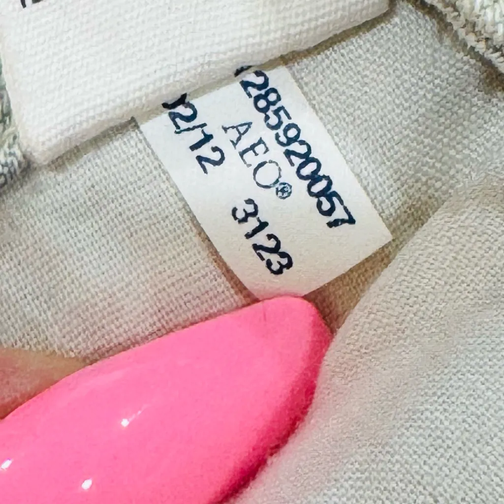 American Eagle Outfitters VINTAGE (2012) Washed Distressed Denim Tan Cut-offs - Image 6